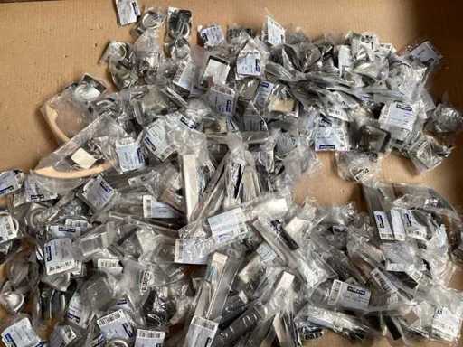 Avenue Mix, Grundstück, verschiedene Möbelknöpfe und Griffe (287x)