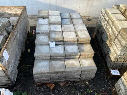 Pietre de pavaj pe palet