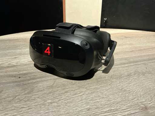 HTC Vive Focus 3 VR glasses