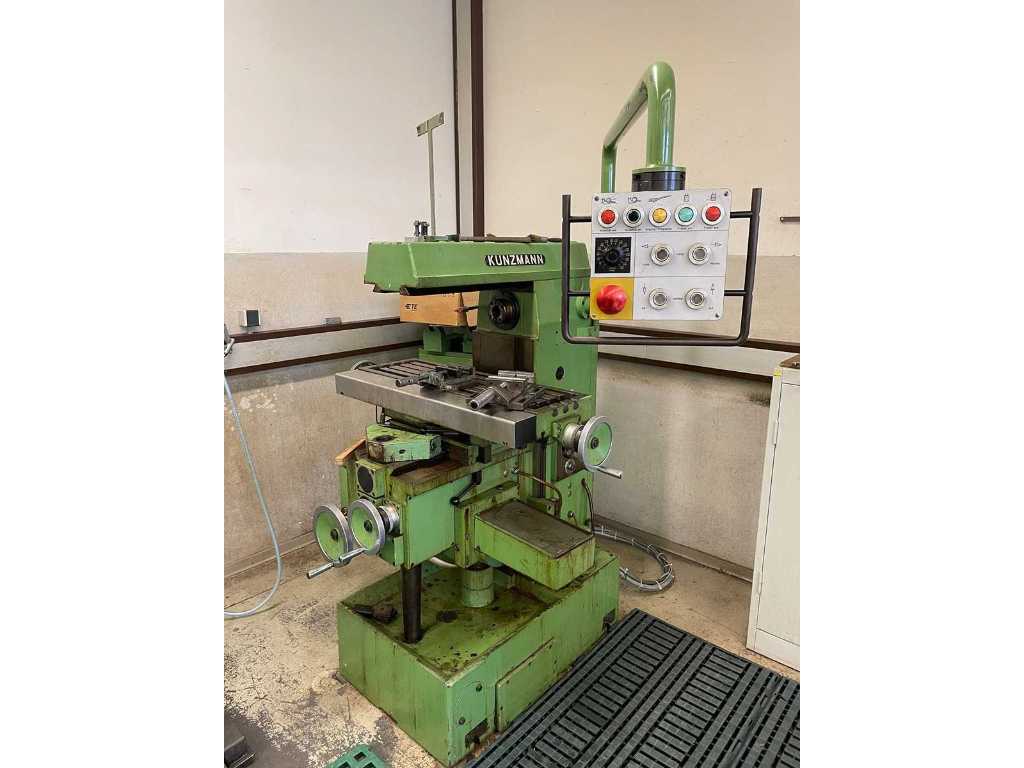 KUNZMANN - HF6/2V - Freesmachine