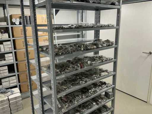 Lot de diverse elemente de fixare