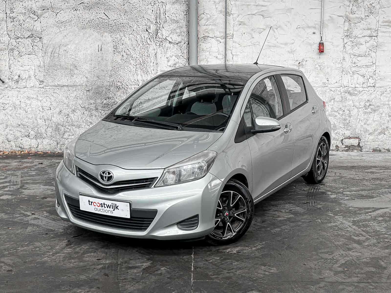 Cars and commercial vehicles in Boxmeer