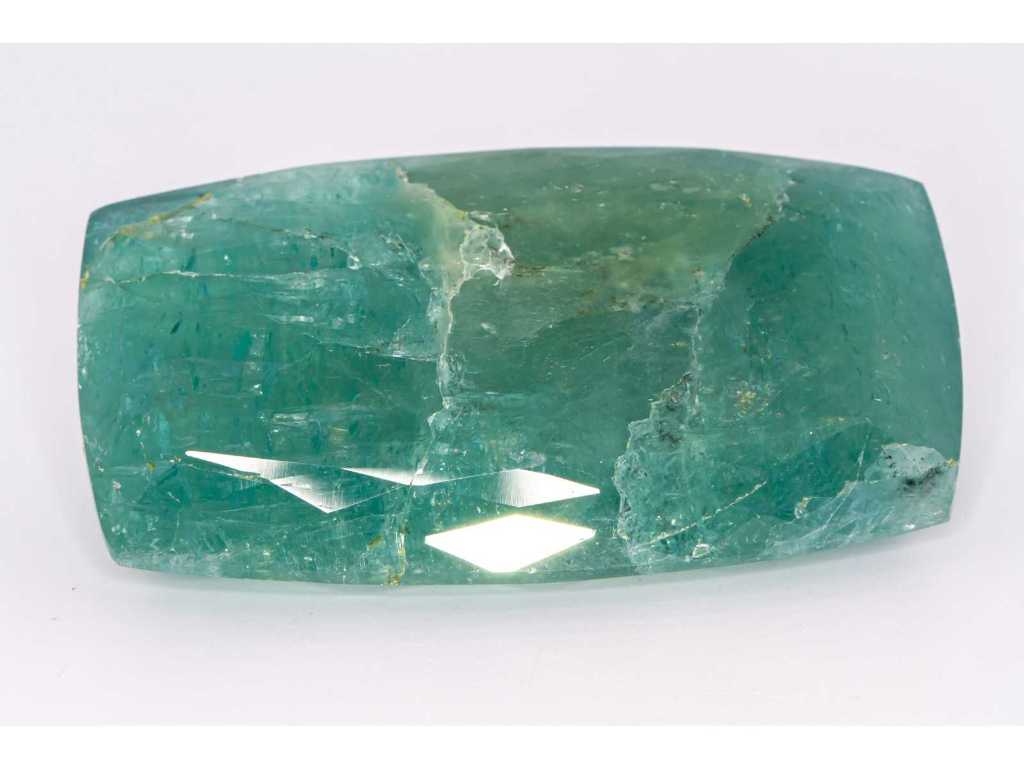 Grandidiérite naturelle (bleu verdâtre) 172,69 carats
