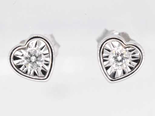 Cercei din diamant în formă de inimă din aur alb