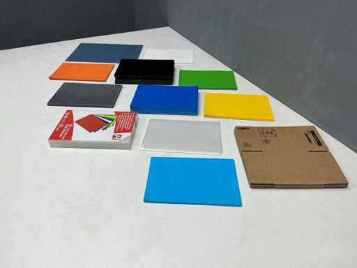 Partij Papier en Schutbladen
