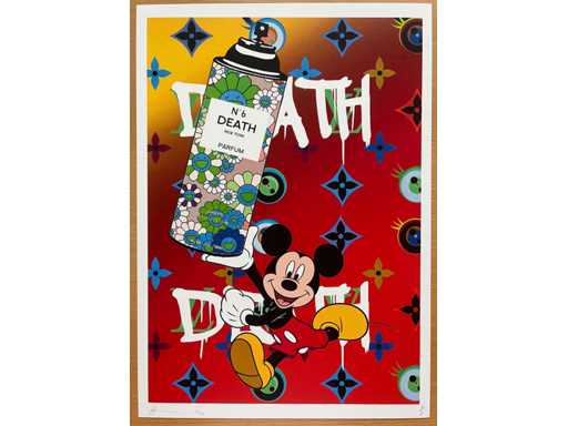 DEATH NYC : Vuitton Mickey Mouse & Murakami Spray