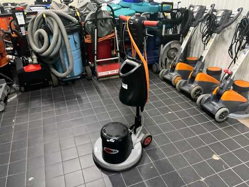 Visser DS350 Schrobmachine