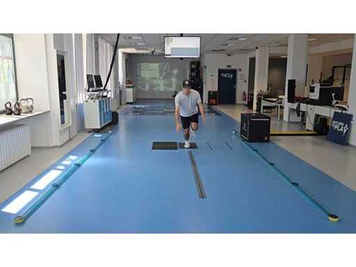 2%2520-%2520MICROGATE%2520-%2520Optogait%2520-%2520Sprunganalyse%2520-%2520Hop%2520for%2520Distance.mp4