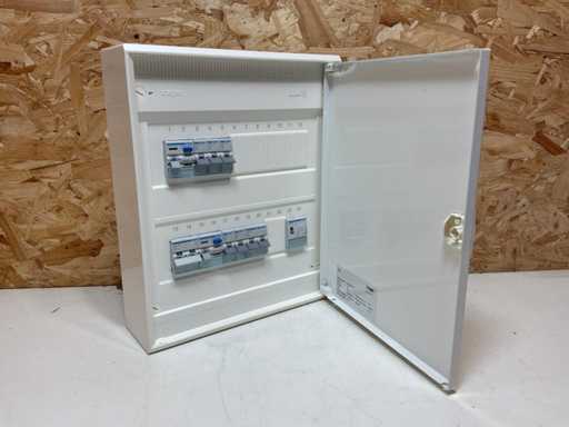 Hager VA24CN opbouw verdeelkast