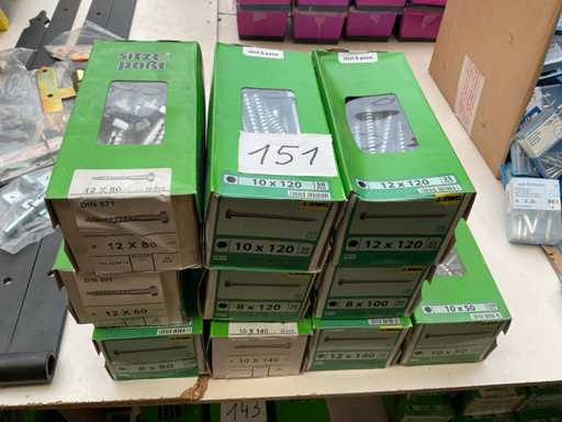 10 Kisten Holzbolzen