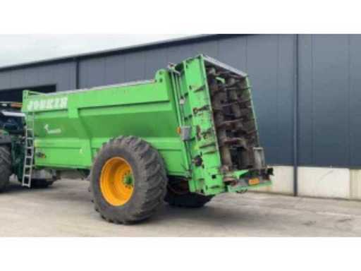 6e5891cf-e291-421f-bc64-2ee0add676b7.mp4