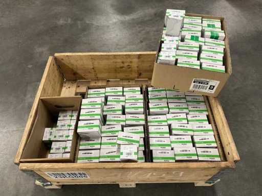 Schneider Electric (Clipsal) - 4CBEM1 / 4CBEM2B / 4CBEM2T - Capteurs d’énergie par lots