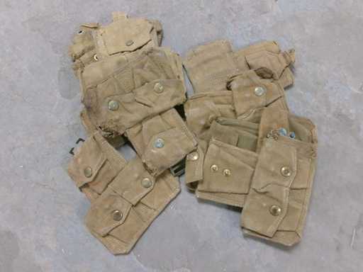 Brit. Munitionstasche, Canvas, khaki, 2. Wahl / teils defekt (Meier) (180x)