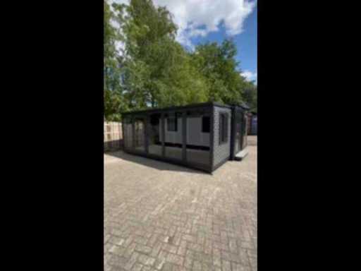 021ab4fa-d38d-40f9-b5a8-f8e23a2da03e.mp4