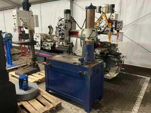 Weiss – MRD32 × 7 – Radialbohrmaschine