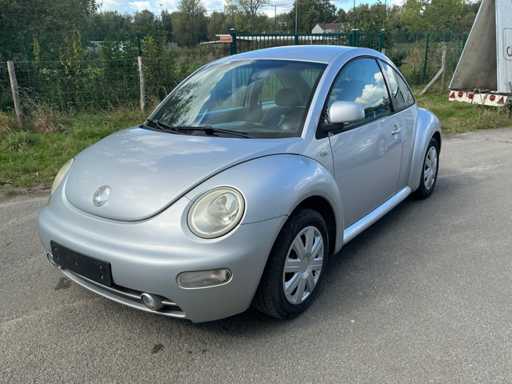 2001 Volkswagen New Beetle Car