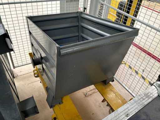 Kontener BAUER BSK30 z 2011 roku (4x)