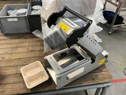 Duniform DF10 Traysealer