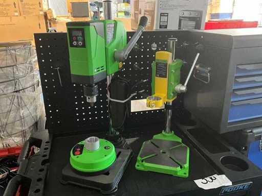 Präzisionssäulenbohrmaschine für den Modellbau und Details