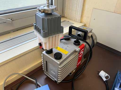 Edwards - Twee Trap 5 - Pomp