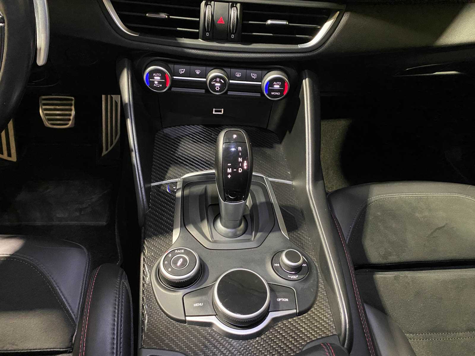 Alfa Romeo Giulia 2.9 V6 Quadrifoglio 510pk 2016, HDV-68-V