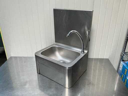 Umywalka ze stali nierdzewnej