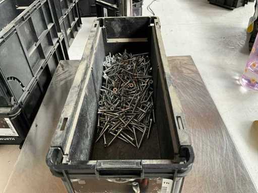 Würth 2.34kg Chipboard screw 4.5 x 45 in stackable bin