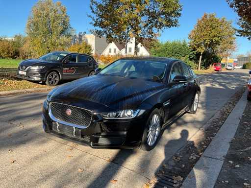 2015 Jaguar Jaquar XE Passenger Car