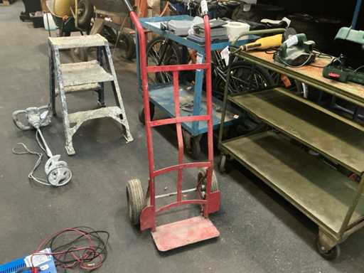 Hand truck
