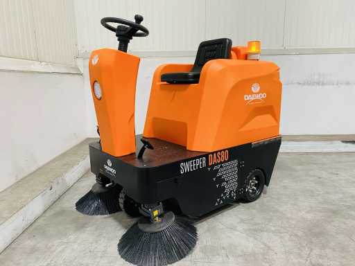 Daewoo - 2025 - DAS 80 - Self-propelled sweeper