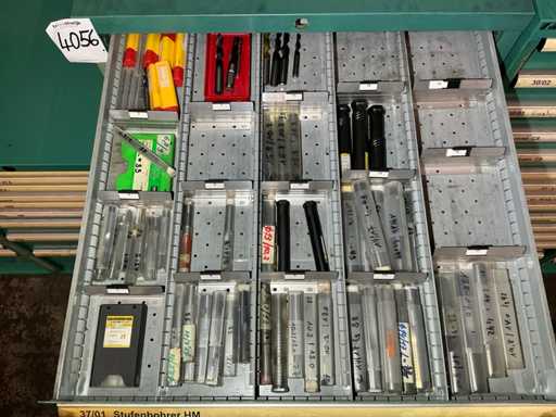 Lista frezujące frezatory i akcesoria z szafką na szuflady