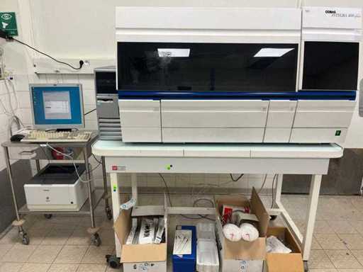 ROCHE - COBAS INTEGRA 400 plus - Analizor