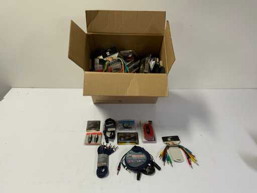 Charge verschiedener Kabel