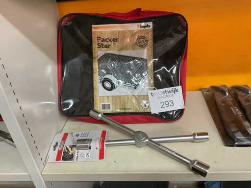 Moersleutel en aanhangwagen net