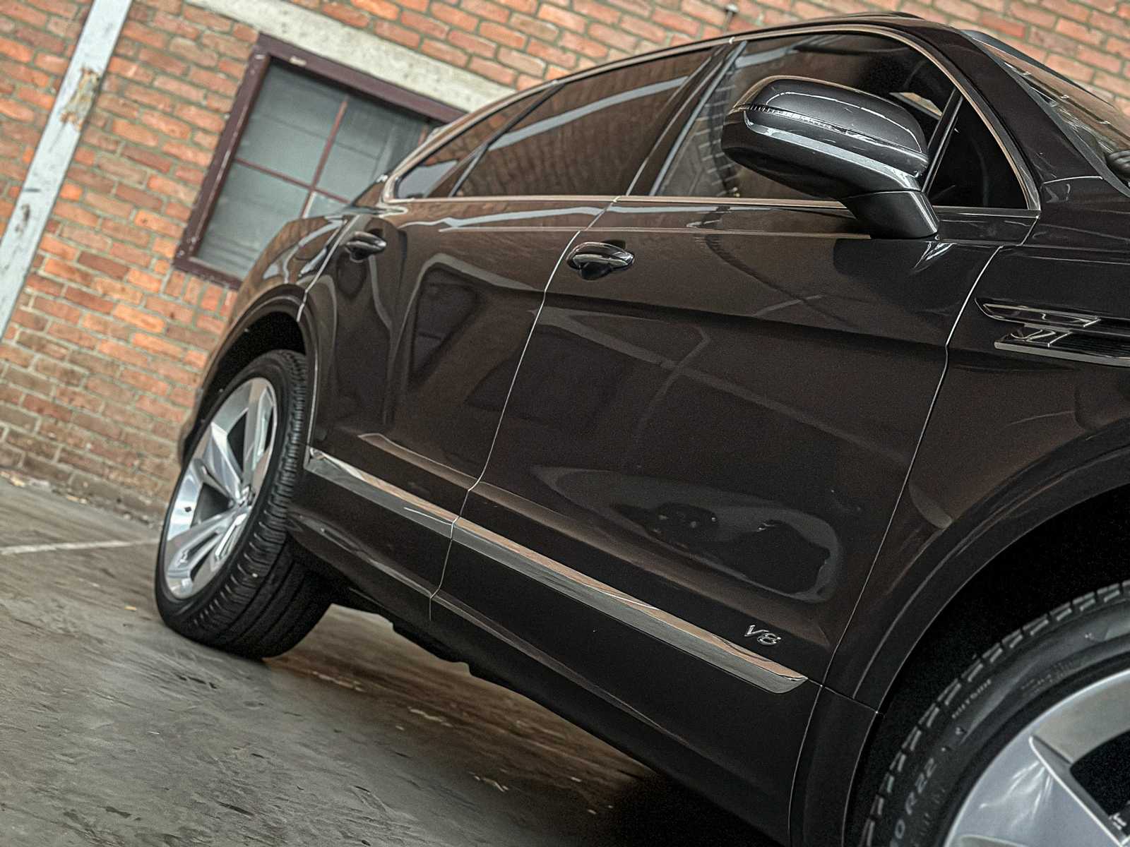 Bentley Bentayga 4.0 V8 First-Edition 550pk 2021