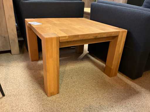 Stolik kawowy z d?bu górskiego