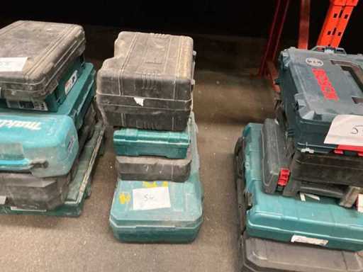 Various machine cases (4x)