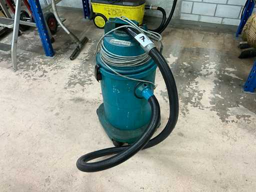 Wetrok industrial vacuum cleaner