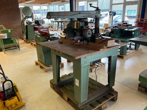 DeWalt 1600 Radialarmsäge