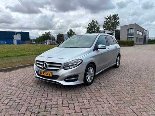 Mercedes-Benz B200 Ambition automatica, XZ-470-V