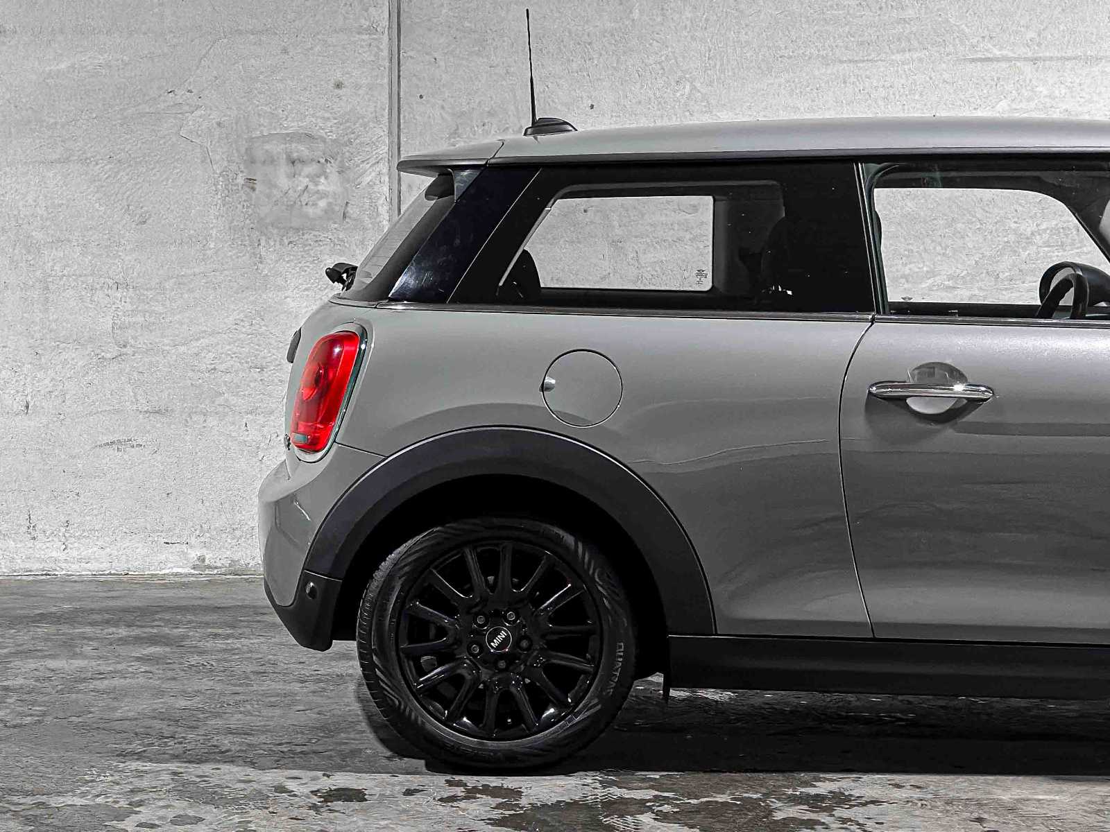 Mini 1.2 One Salt Business -automatic- 102hp 2016, ZD-645-Z