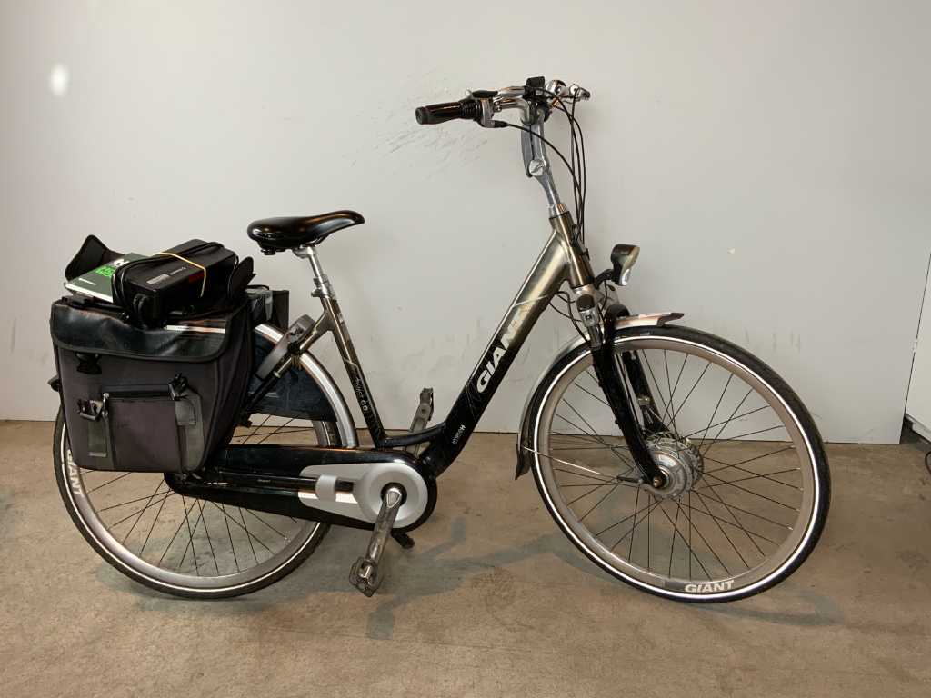 Giant twist cheap electric bike review