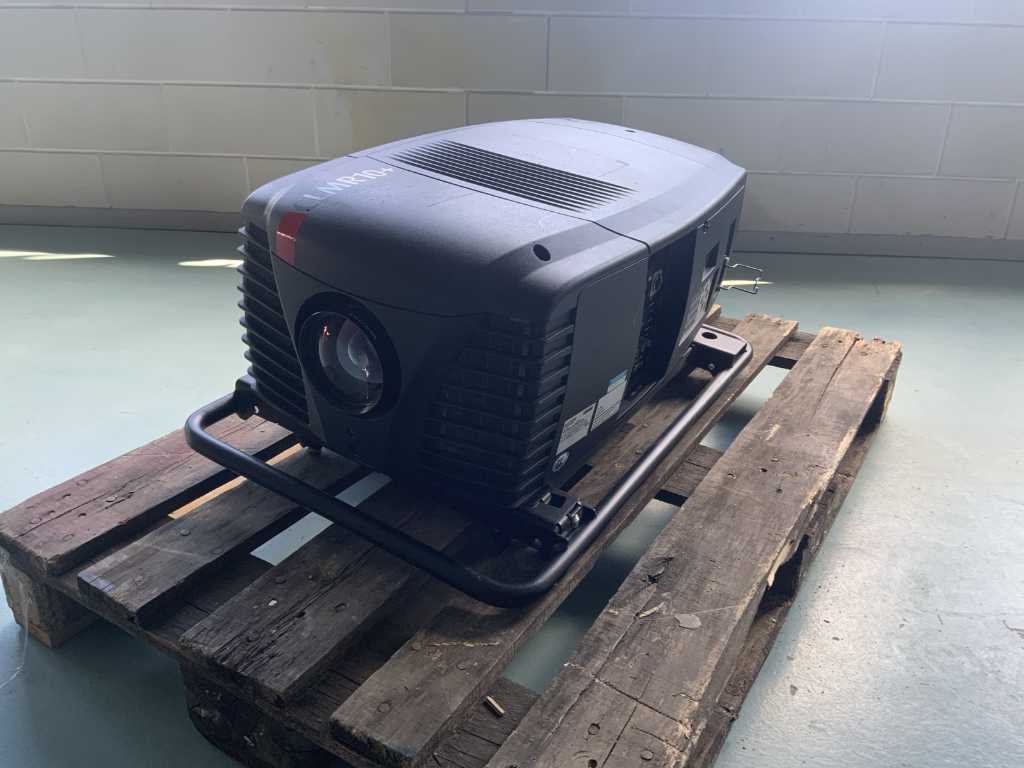Projektor Barco CLM R10+