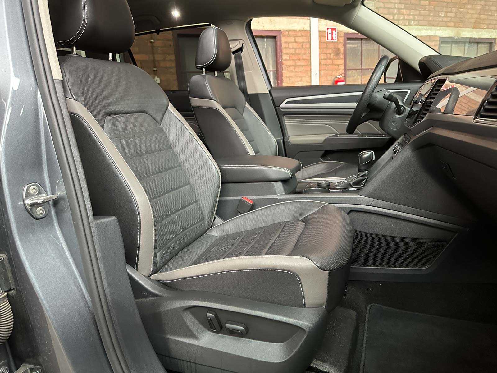 Volkswagen Atlas 3.6 V6 R-Line 7-Persoons 280pk 2023