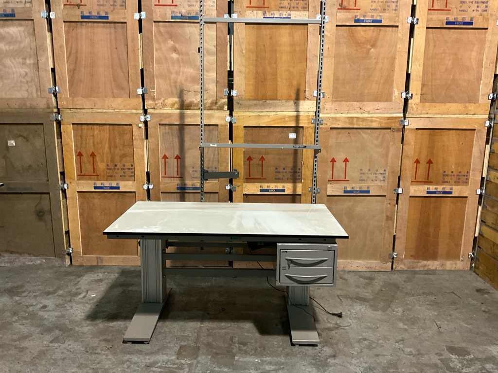 GBP Stół roboczy z elektryczną regulacją wysokości 150x80cm