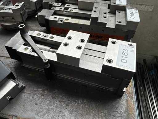 SAURER ALMA - Vice de la machine