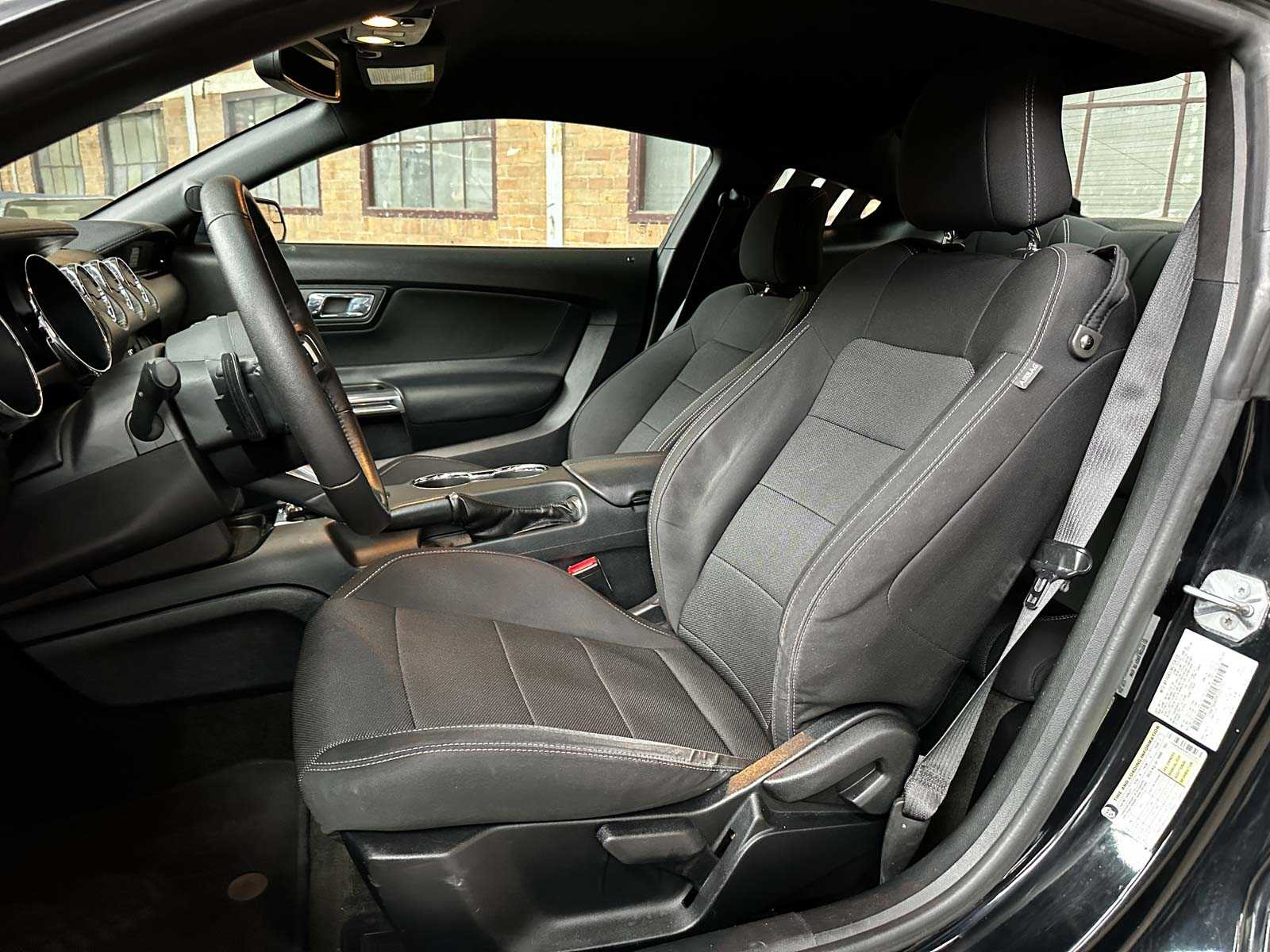 Ford Mustang 3.7 V6 300pk 2017 Coupe