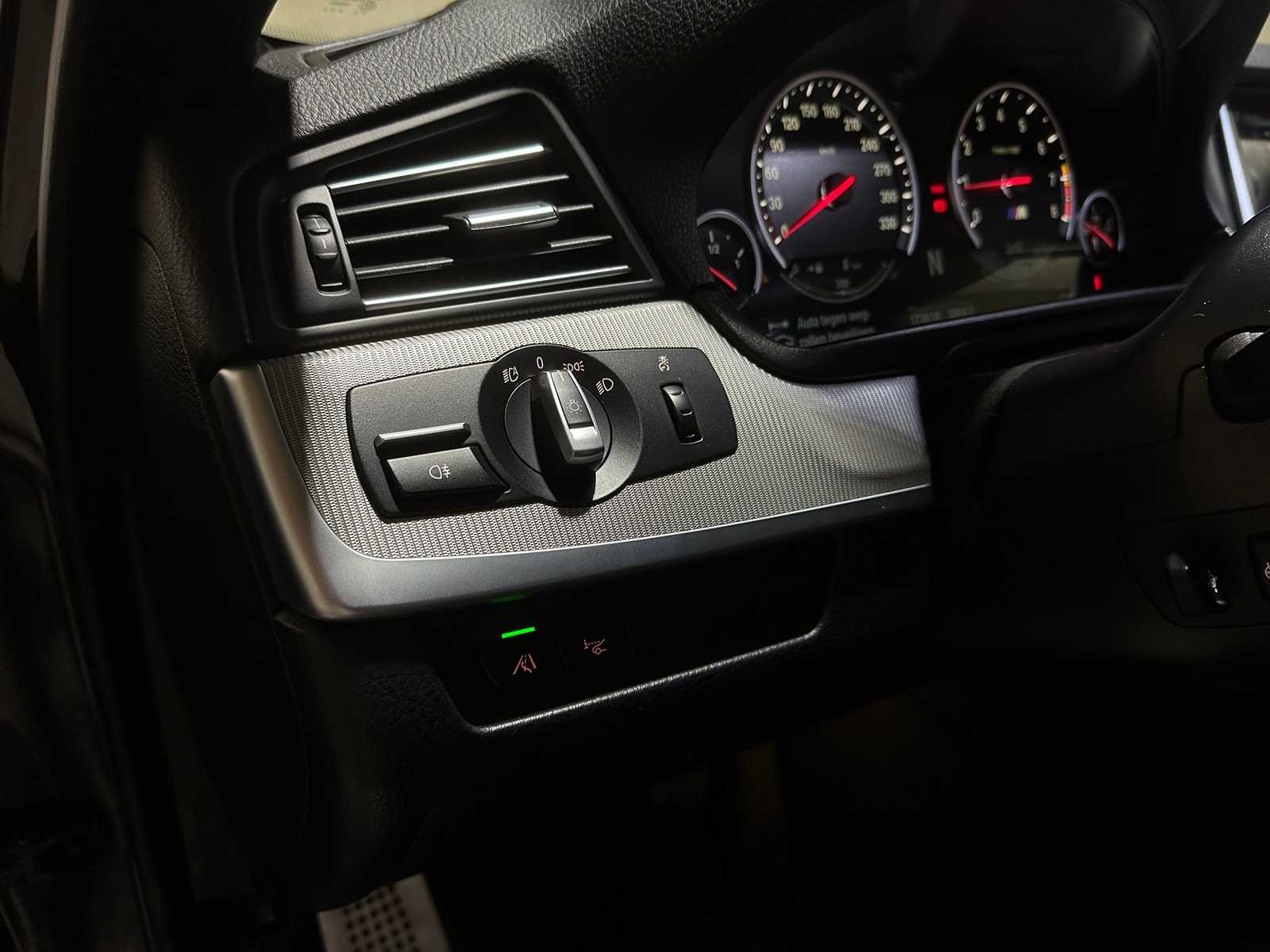 BMW M5 F10 4.4 V8 560PK 2014 5-Series, 3-ZLJ-94