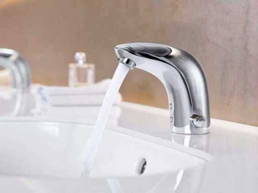 Robinet de lavage à capteur infrarouge Oras Electra