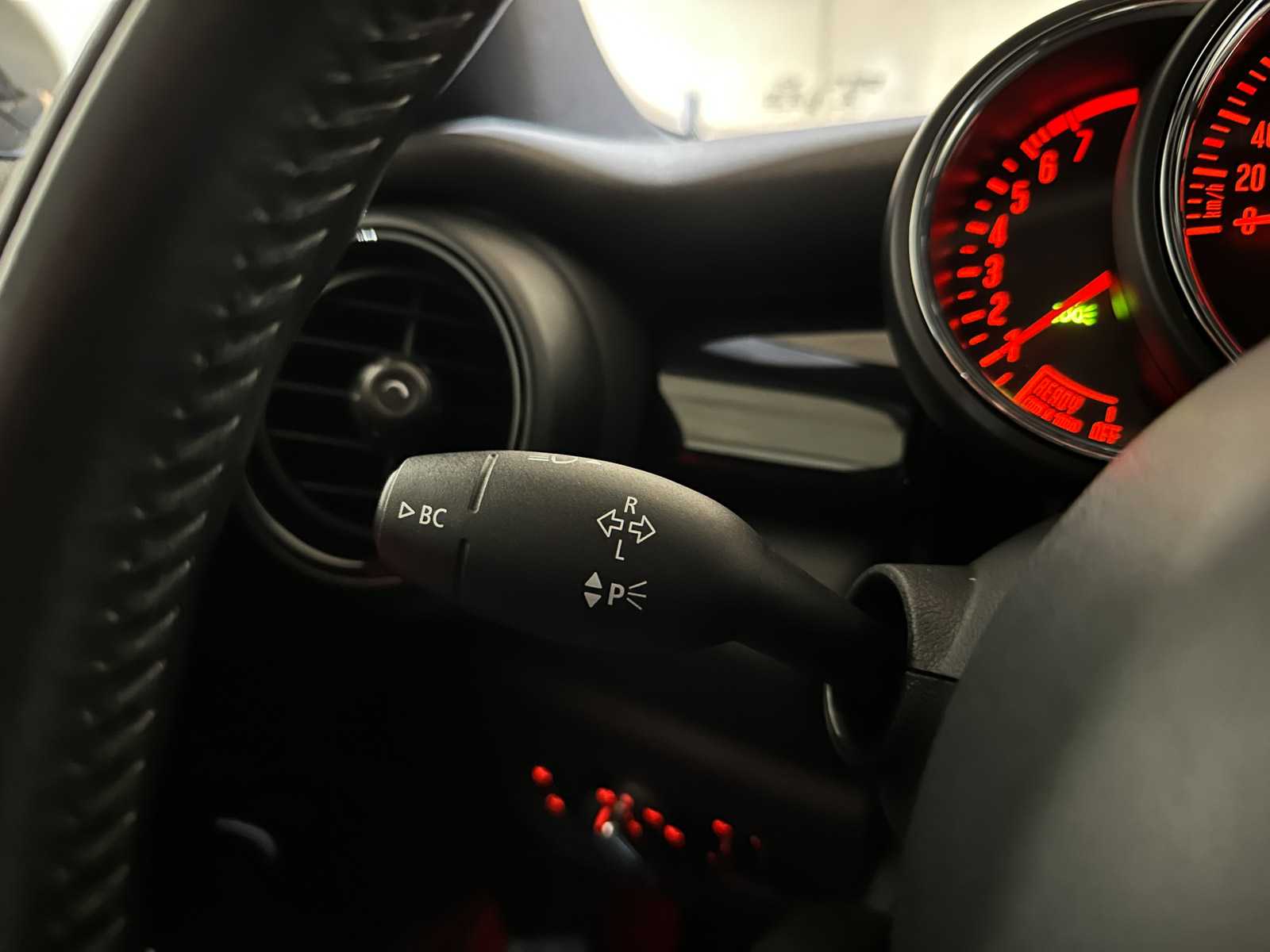  Mini Cooper 1.5 136hp 2014, J-119-RV